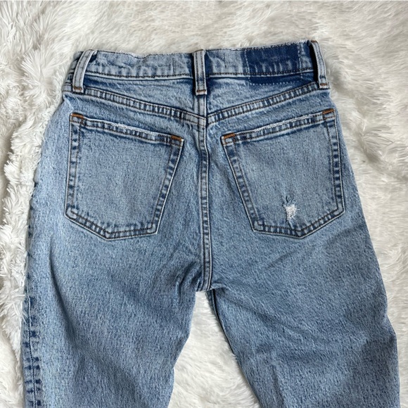 Abercrombie 90s Skinny Jean HR - Picture 5 of 5
